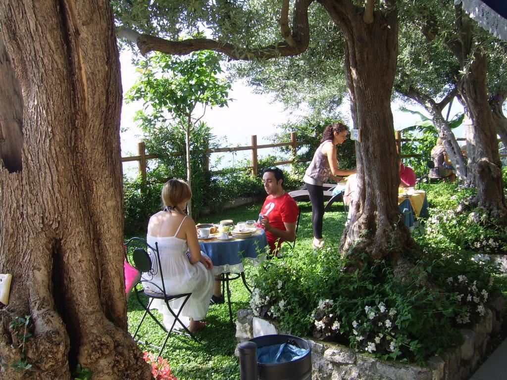 Bed and Breakfast World Center Amalfi Exterior foto